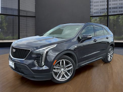 Used 2023 Cadillac XT4 Sport FWD image 9