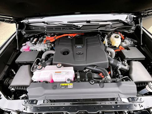 New 2026 Toyota Sequoia Platinum image 16