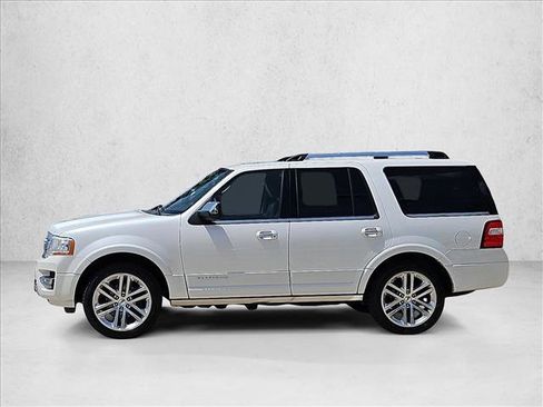 Used 2017 Ford Expedition Platinum image 8