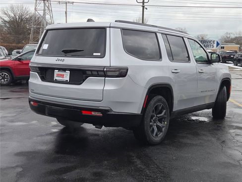 New 2026 Jeep Grand Wagoneer Limited image 12