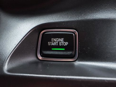 Used 2016 Chevrolet Camaro SS RWD image 16