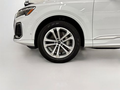 Used 2025 Audi Q7 2.0T Premium Plus w/ Premium Plus Package image 24