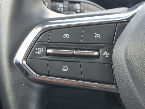 Used 2026 Chevrolet Equinox LT AWD/4WD image 25