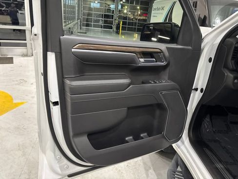 Used 2022 Chevrolet Silverado 1500 LT Trail Boss w/ Protection Package AWD/4WD image 15