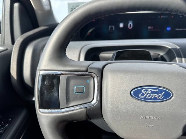 Used 2026 Ford Expedition Max Active AWD/4WD image 4