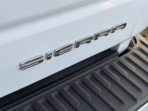 Used 2024 GMC Sierra 1500 Denali image 6