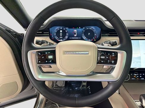 Used 2023 Land Rover Range Rover SE AWD/4WD image 12