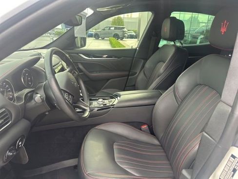 Used 2022 Maserati Levante GT image 9