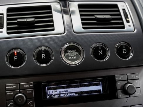 Used 2006 Aston Martin DB9 Volante image 22