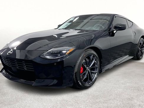 New 2026 Nissan Z Performance w/ Floor Mat Package image 5