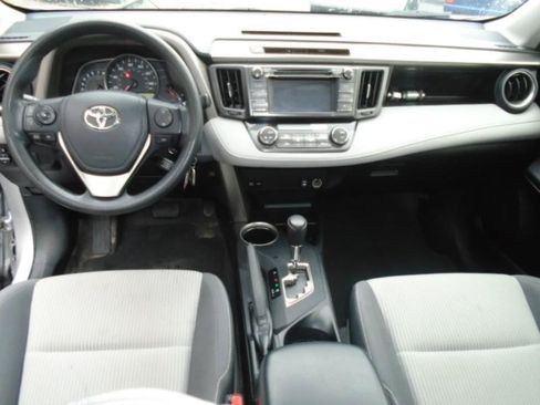 Used 2015 Toyota RAV4 XLE AWD/4WD image 11