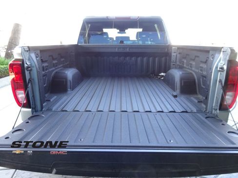 New 2026 GMC Sierra 1500 Elevation AWD/4WD image 8