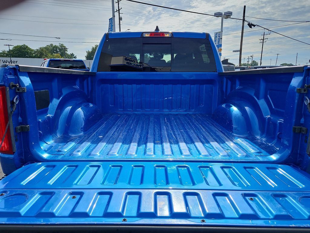 Used 2025 RAM 1500 Big Horn AWD/4WD image 12