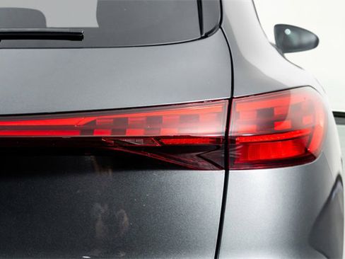 Used 2025 Audi SQ5 Premium Plus image 13