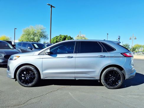 Certified 2023 Ford Edge ST-Line AWD/4WD image 3