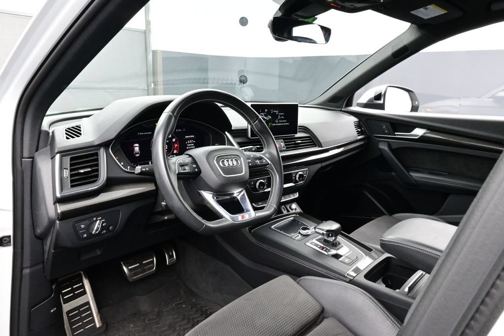 Used 2020 Audi SQ5 Premium Plus w/ Premium Plus Package AWD/4WD image 4