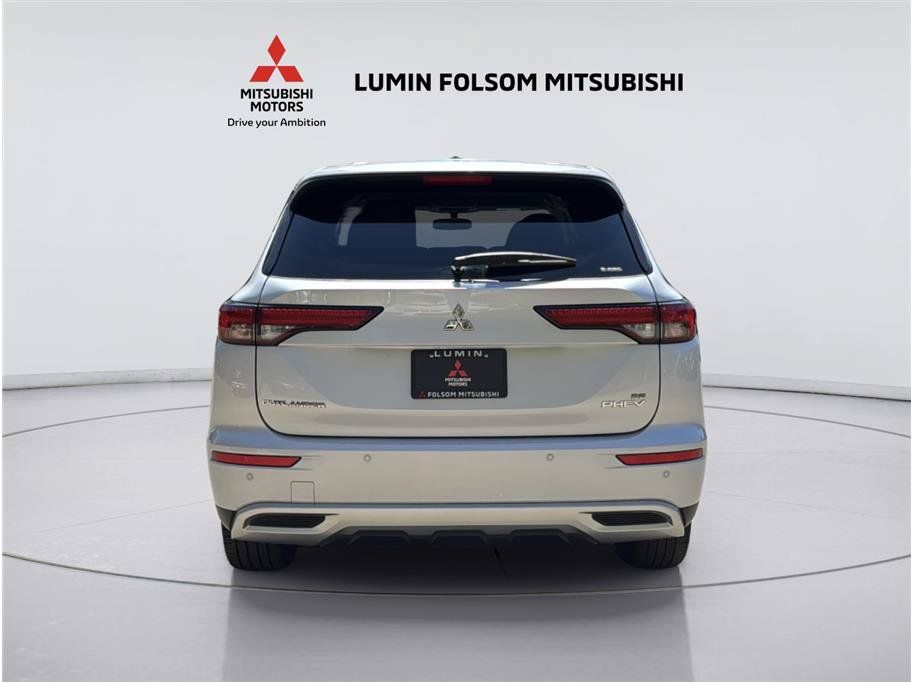 Used 2024 Mitsubishi Outlander Ralliart AWD/4WD image 4