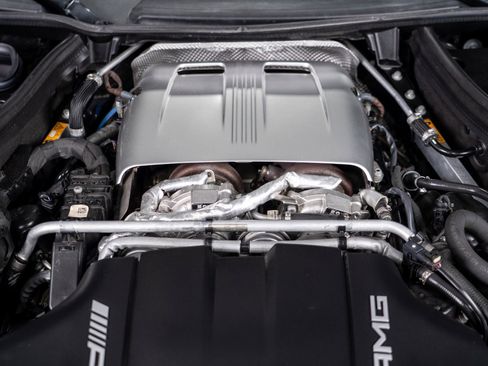 Used 2018 Mercedes-Benz AMG GT R w/ Convenience Package image 23