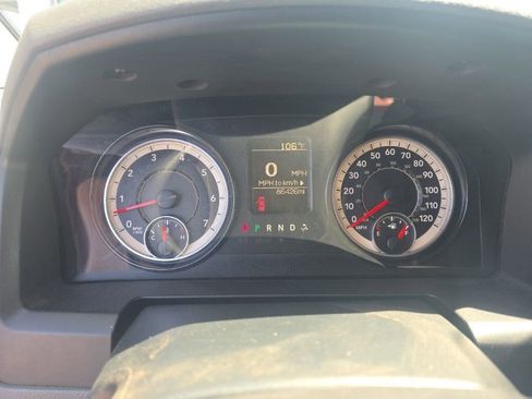 Used 2017 RAM 1500 Express AWD/4WD image 10