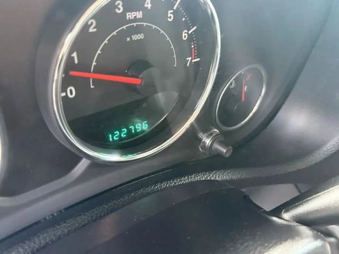 Used 2013 Jeep Wrangler Sahara w/ Connectivity Group AWD/4WD image 22