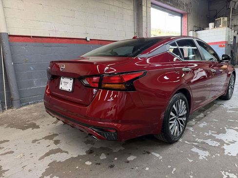Used 2025 Nissan Altima 2.5 SV w/ SV Premium Package FWD image 22