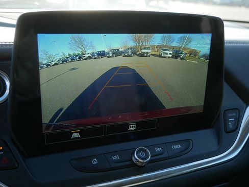 Used 2023 Chevrolet Blazer LT image 29