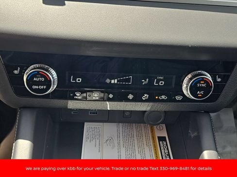 New 2026 Nissan Rogue SL AWD/4WD image 18