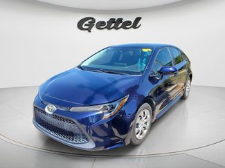 Used 2020 Toyota Corolla LE video 1