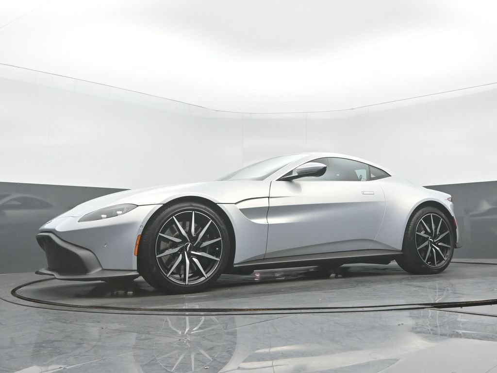 Used 2020 Aston Martin V8 Vantage Coupe RWD image 26