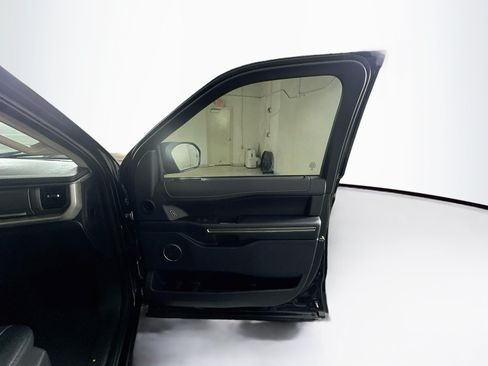 Used 2022 Ford Expedition XLT RWD image 35