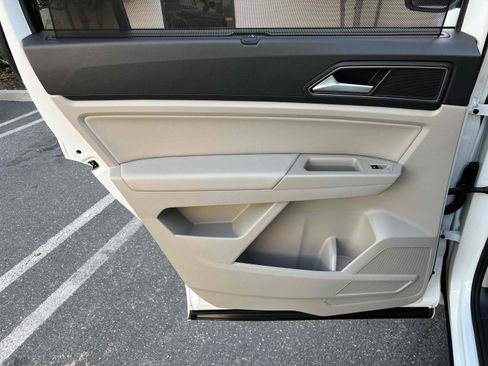 Used 2019 Volkswagen Atlas SE w/ Towing Package image 80