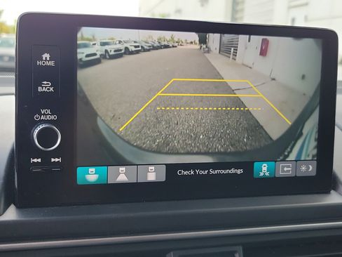 Used 2024 Honda Pilot EX-L image 31