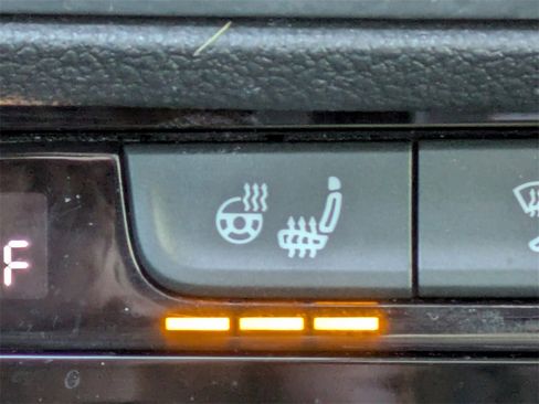 Used 2021 Volkswagen Jetta SEL image 30