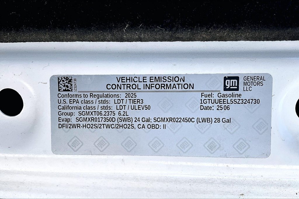 Used 2025 GMC Sierra 1500 AT4 AWD/4WD image 29