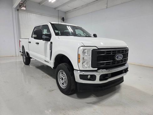 Used 2024 Ford F250 XL w/ FX4 Off-Road Package AWD/4WD image 1