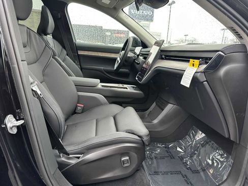 New 2025 Volvo EX90 Plus w/ Protection Package Premier image 10