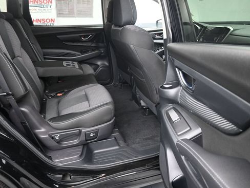 Used 2023 Subaru Ascent Premium AWD/4WD image 12