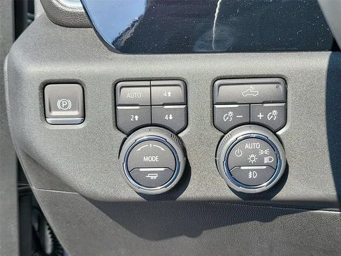 Used 2023 Chevrolet Silverado 1500 RST AWD/4WD image 10