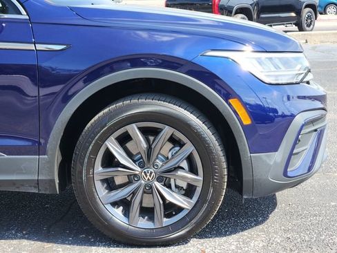 Used 2023 Volkswagen Tiguan SE image 6