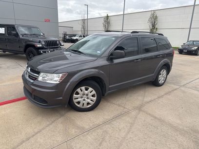 Used 2019 Dodge Journey SE