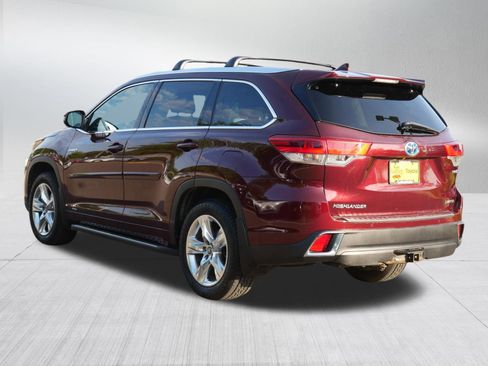Certified 2017 Toyota Highlander Limited AWD/4WD image 5