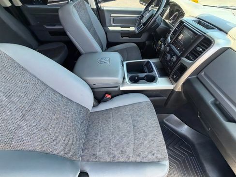 Used 2018 RAM 1500 Big Horn RWD image 10
