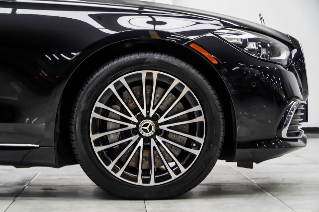Used 2023 Mercedes-Benz S 580e 4MATIC Sedan w/ Warmth & Comfort Package image 8