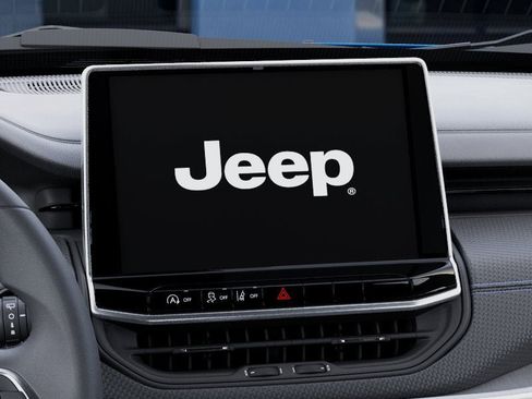 New 2026 Jeep Compass Latitude image 44