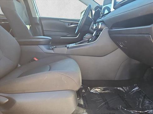 Used 2024 Toyota RAV4 XLE image 21