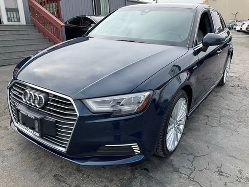 Used 2017 Audi A3 e-tron Prestige w/ Prestige Package FWD image 85