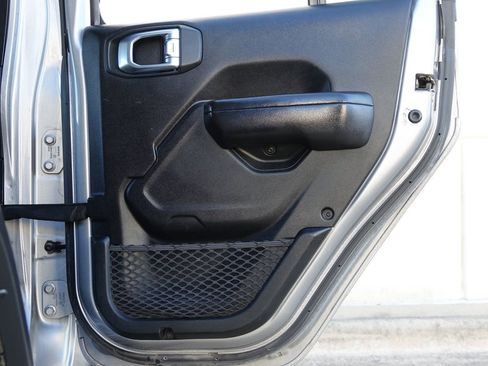 Used 2020 Jeep Wrangler Unlimited Sport image 38