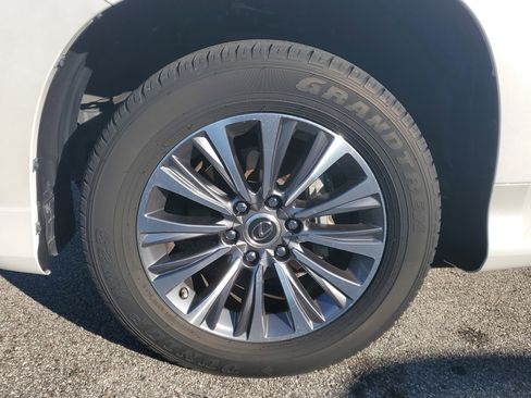 Used 2023 Lexus GX 460 Luxury image 4