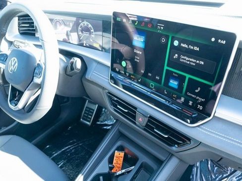 New 2026 Volkswagen Tiguan SE R-Line image 41