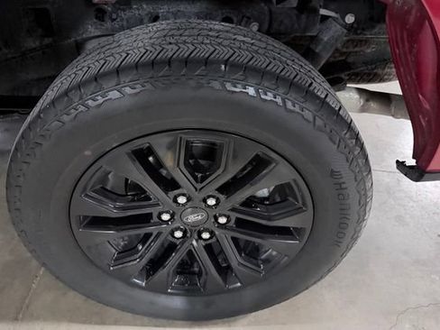 Used 2024 Ford F150 Lariat w/ FX4 Off-Road Package AWD/4WD image 11